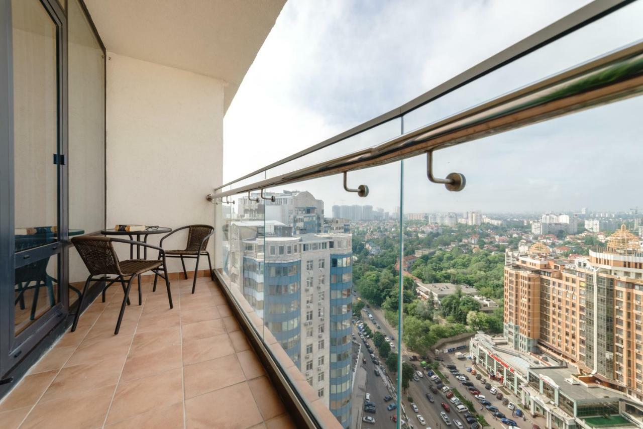 Arcadia Stylish Apartment Big Terrace! Odessa Esterno foto