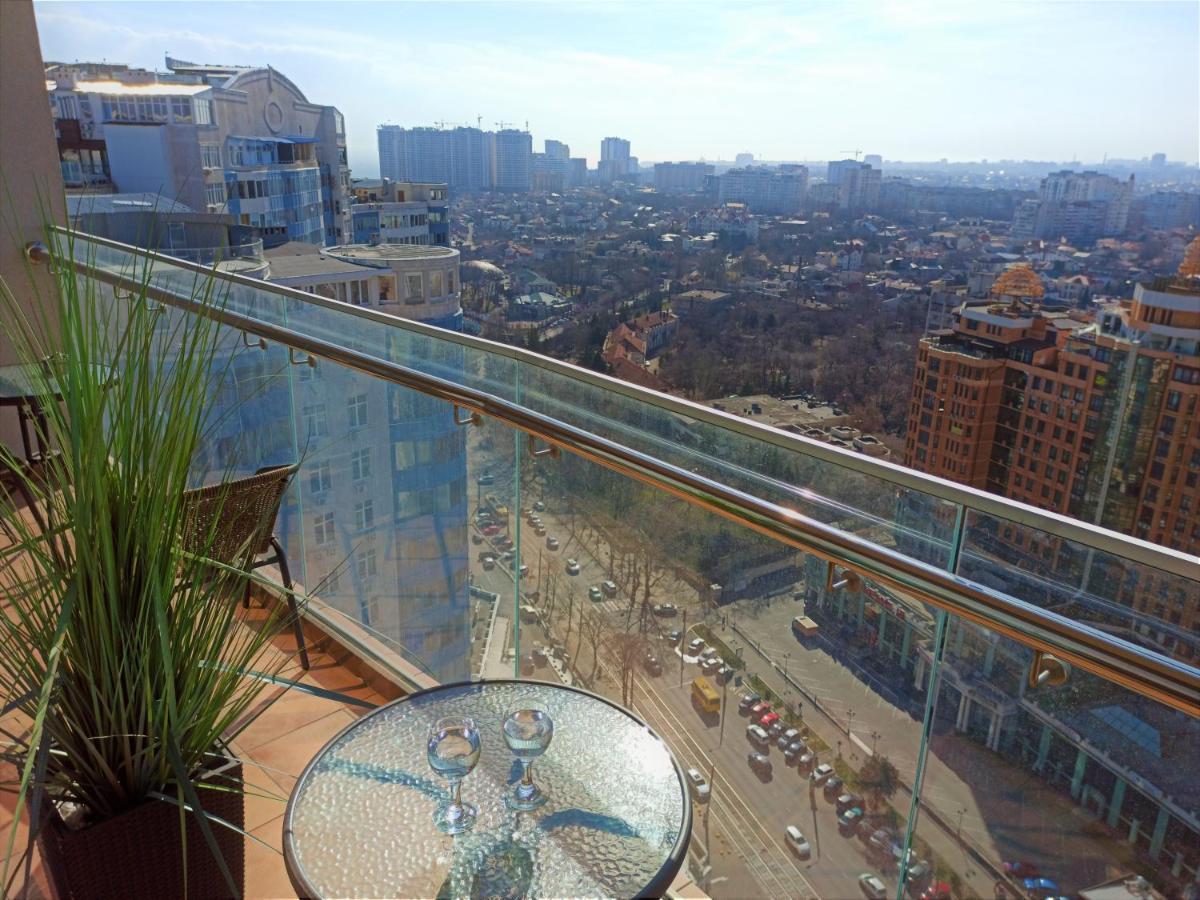 Arcadia Stylish Apartment Big Terrace! Odessa Esterno foto